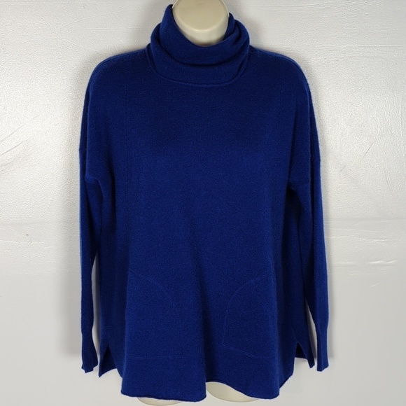 White + Warren Sweaters - White + Warren 100% Cashmere Turtleneck Sweater